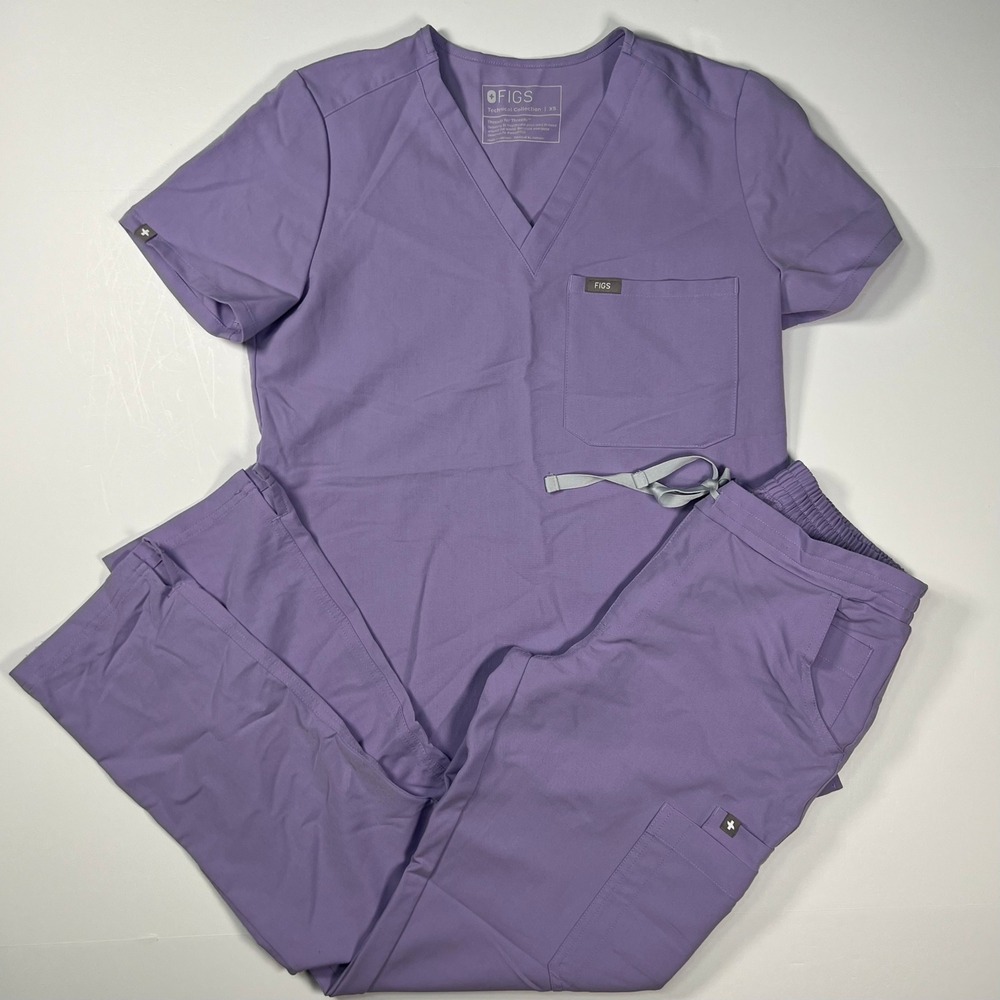 Figs Scrub Set Women XS Purple Lavender Technical Collection V-Neck Cargo Pants